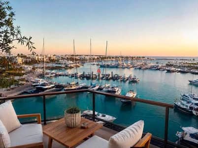 Chalet for sale on the marina with a 5% down payment at the price of the lunch in Salt Marina, Ras ElHekma, from Tatweer Misr Company, with installmet