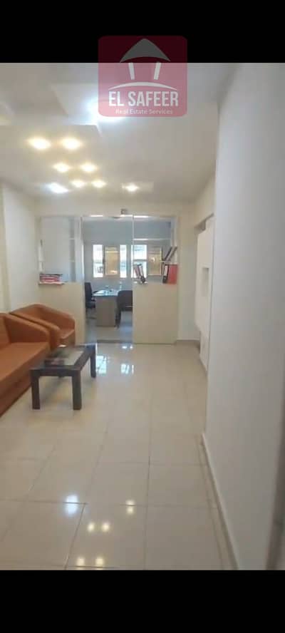 Office for rent 100m in Smoha, Baha'a El-Din El-Ghitawi Street