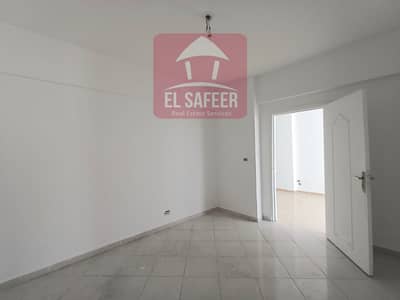 شقه للايجار السكني ب سموحه شارع الطيار محمود شكري
