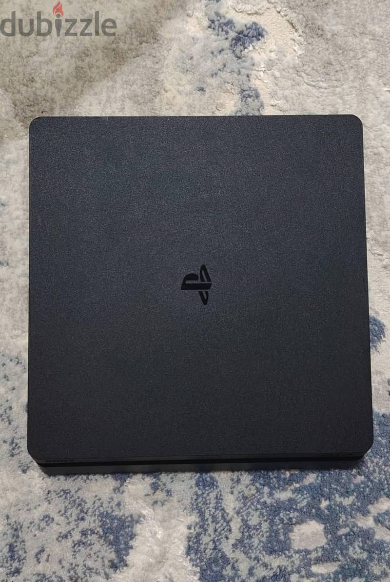 Ps4 slim 2