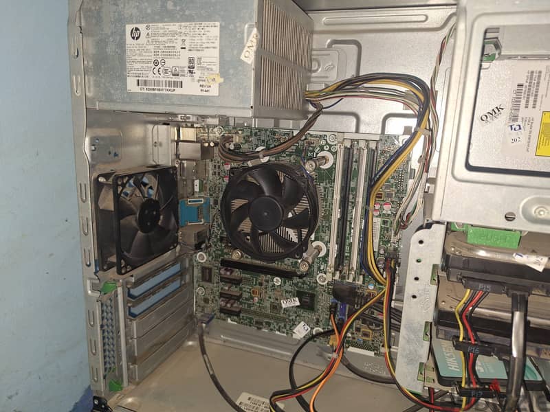 HP ProDesk 600 G1 Tower 3