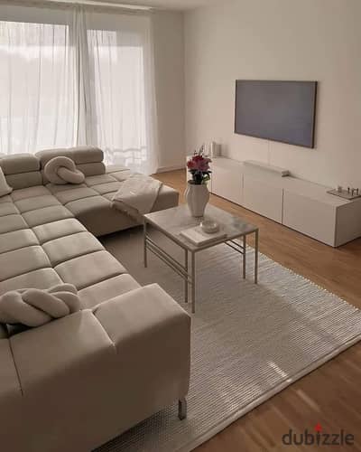 شقه للبيع في Livyn Compound الشروق بموقع مميز على طريق السويس قدام مدينتي مباشرة ومقدم 10% وتقسيط يصل 10 سنين