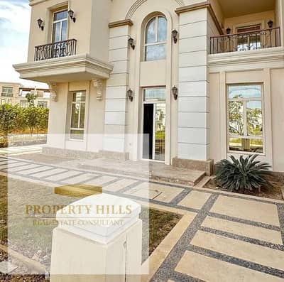 30% discount for urgent sale of a villa in a compound of palaces and villas only, finished and ready for inspection, installment over 12 years without interest, large area with landscape view, minutes from the diploma neighborhood