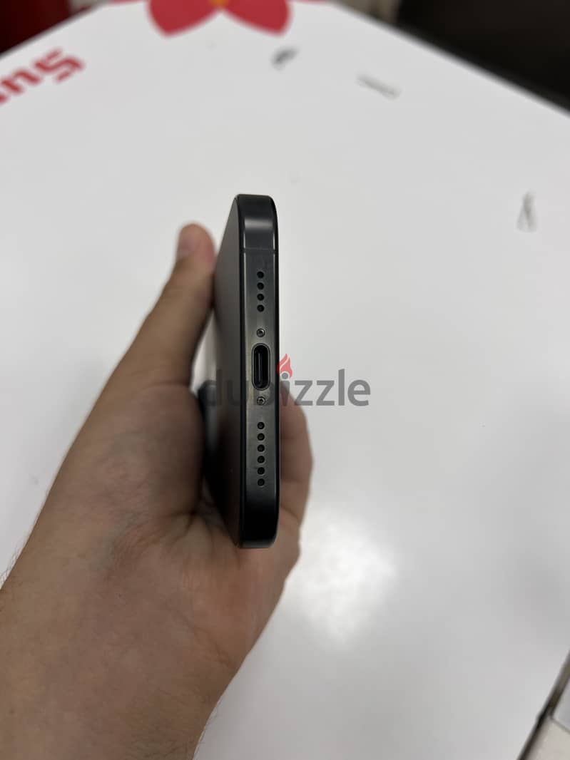 Apple - iPhone 16 Pro Max 1