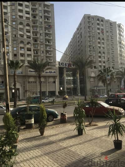 للإيجار محل دورين مميز - أمام كارفور سيتي لايت مباشرة*