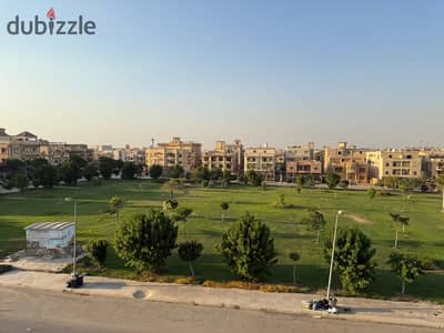 For sale, a roof in South Academy 158 square meters with a garden view next to Cairo Festival For sale, a roof in South Academy 158 square meters with a garden view next to Cairo Festival