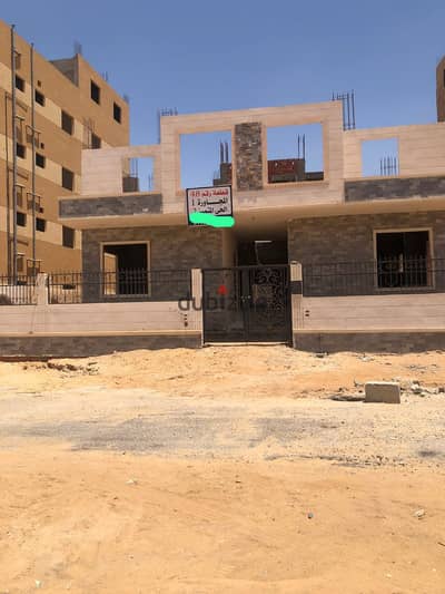 قطعة مميزة في الحي المتميز في مدينة بدر منطقة 1 امام مول العين