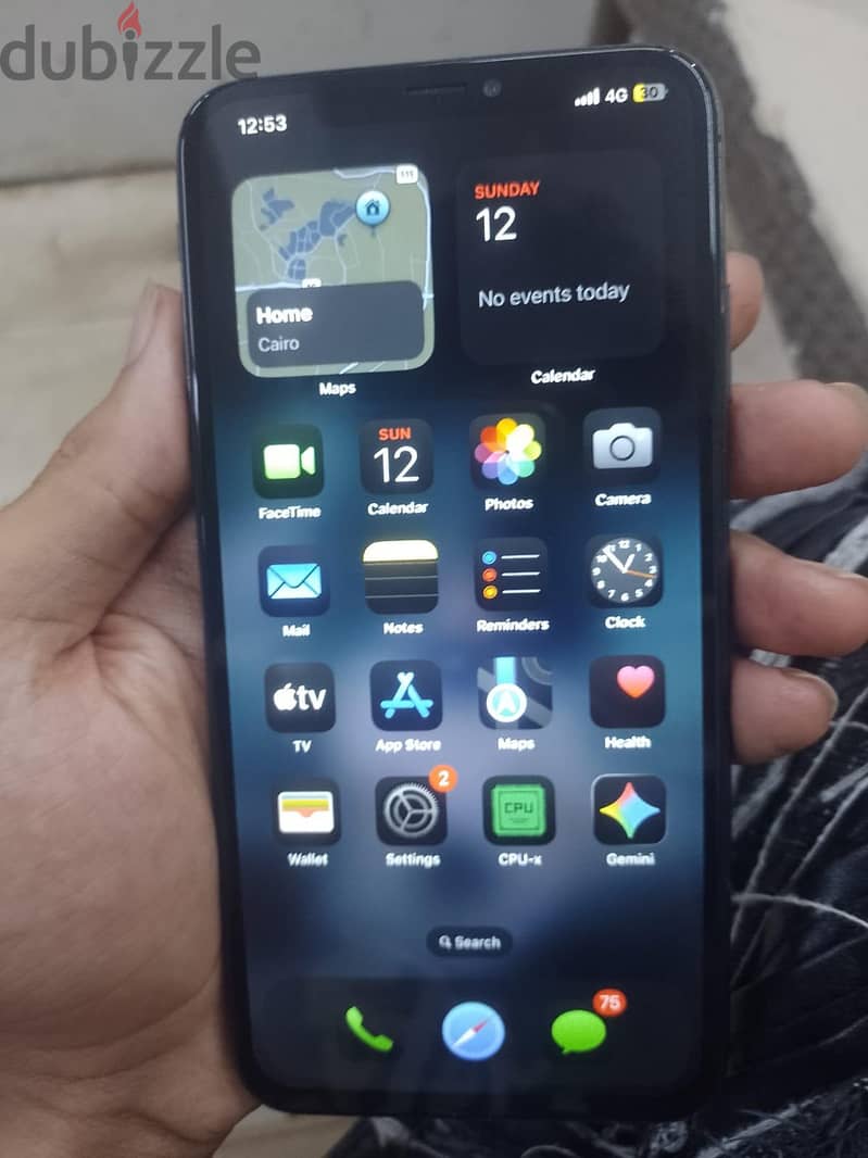 Apple - iPhone XS Max 4