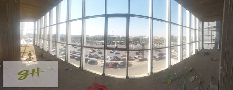 مكتب إداري للإيجار في شارع التسعين الشمالي  مقابل Waterway 2 North 90th Street 2