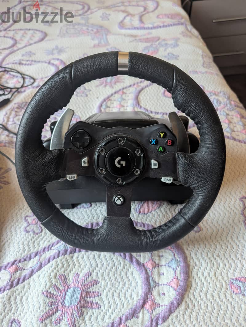 Logitech G920 + Shifter. Xbox/PC version. 1