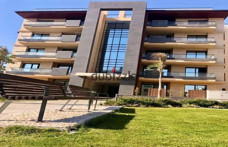 شقه للبيع ب ازاد بفيو بحري مميز مباشرة خلف الجامعة الأمريكية (AUC) وبجوار مول ميدتاون (Midtown Mall)