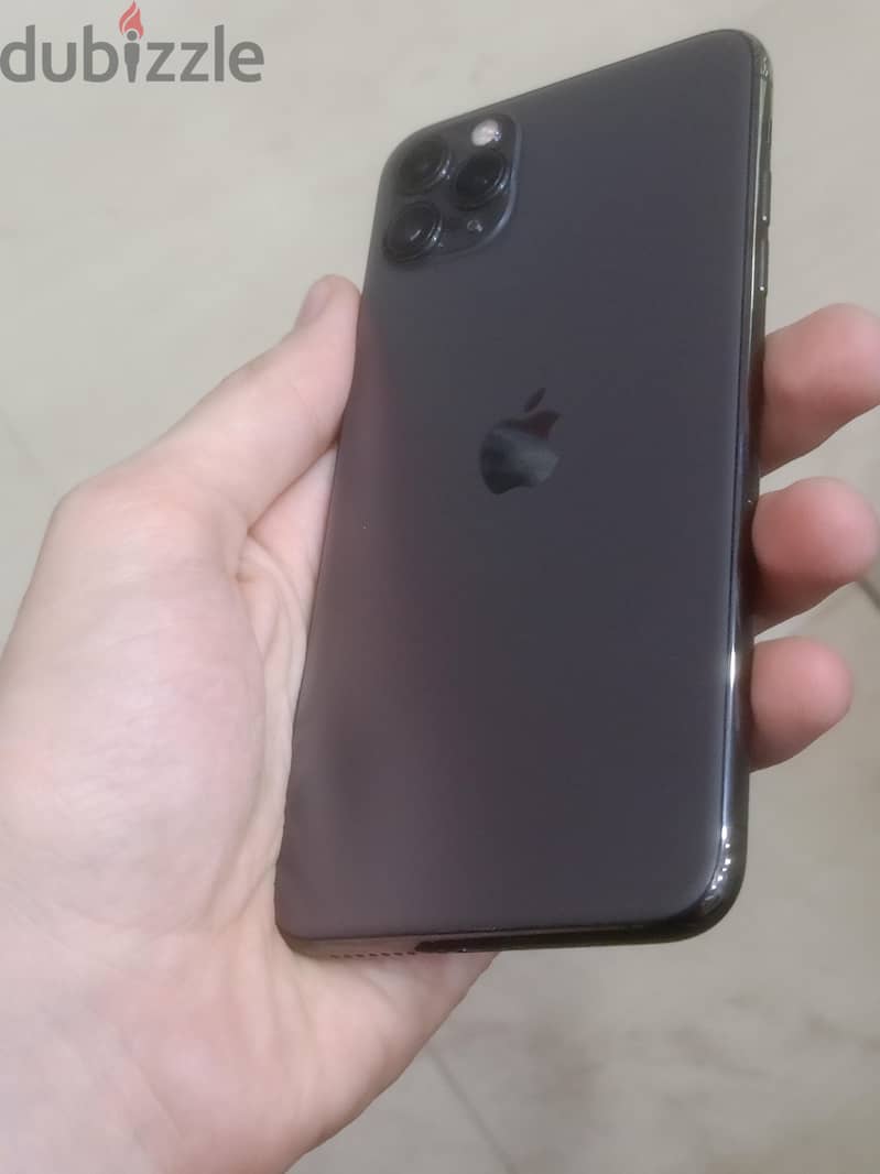 Apple - iPhone 11 Pro Max 2