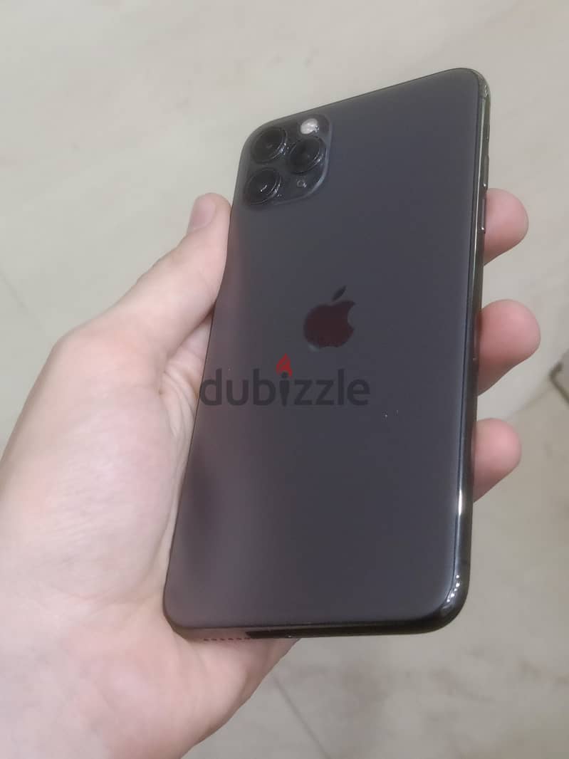 Apple - iPhone 11 Pro Max 3