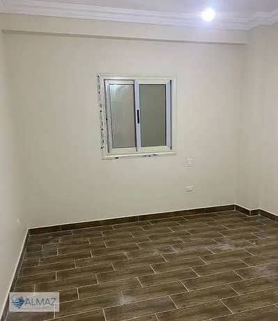 شقه فاضيه 150 متر للايجار في كمبوند الزهوه في التجمع الخامس بالقرب من جامعة المستقبل (FUE) والجامعة الأمريكية بالقاهرة (AUC).
