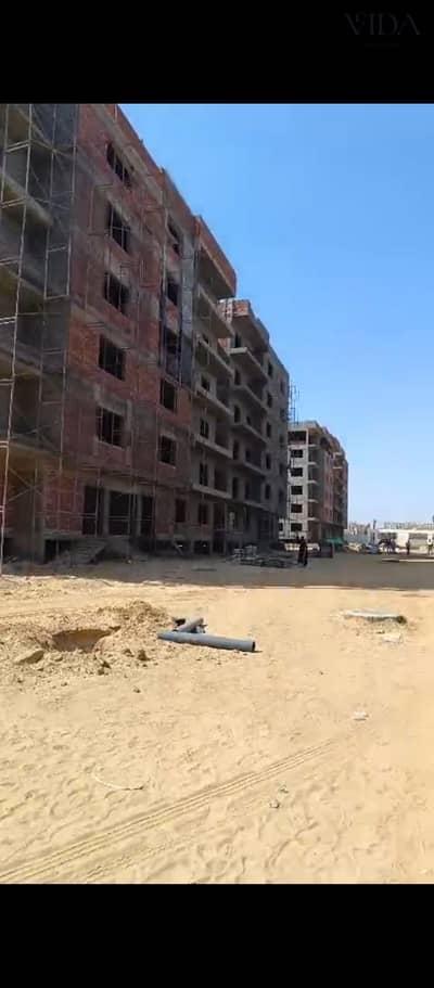 شقة للبيع 250م في كمبوند جينوفا ويست بمقدم 10%