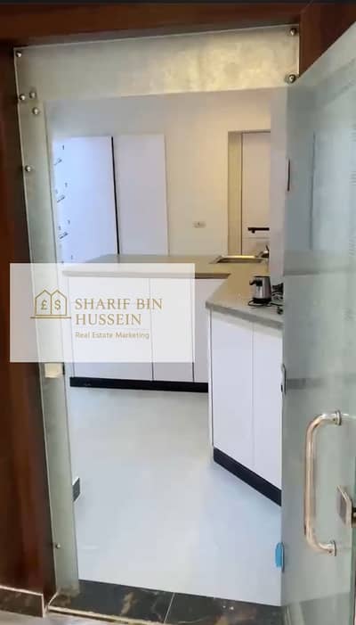 شقة للبيع في المهندسين تشطيب عالي جدا بالتكييفات والمطبخ