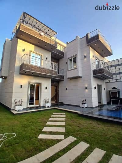 Villa for sale with swimming pool