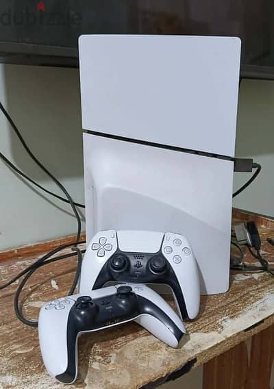 بلايستيشن 5سليم cd +2 دراع