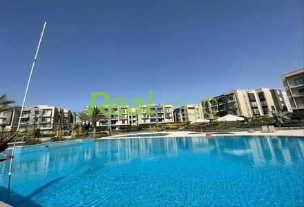 للبيع بنت هاوس في القاهره الجديدة Galleria Moon Valley