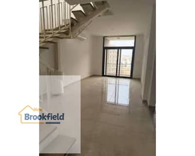 Sky Loft Penthouse for Rent with Air Conditioners in Fifth Square Al Marasem – Prime Location Near 90 Street & Mohamed Bin Zayed Axis, New Cairo