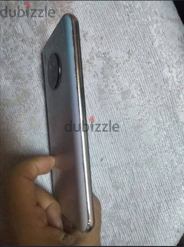 HUAWEI y9a 128=8 3