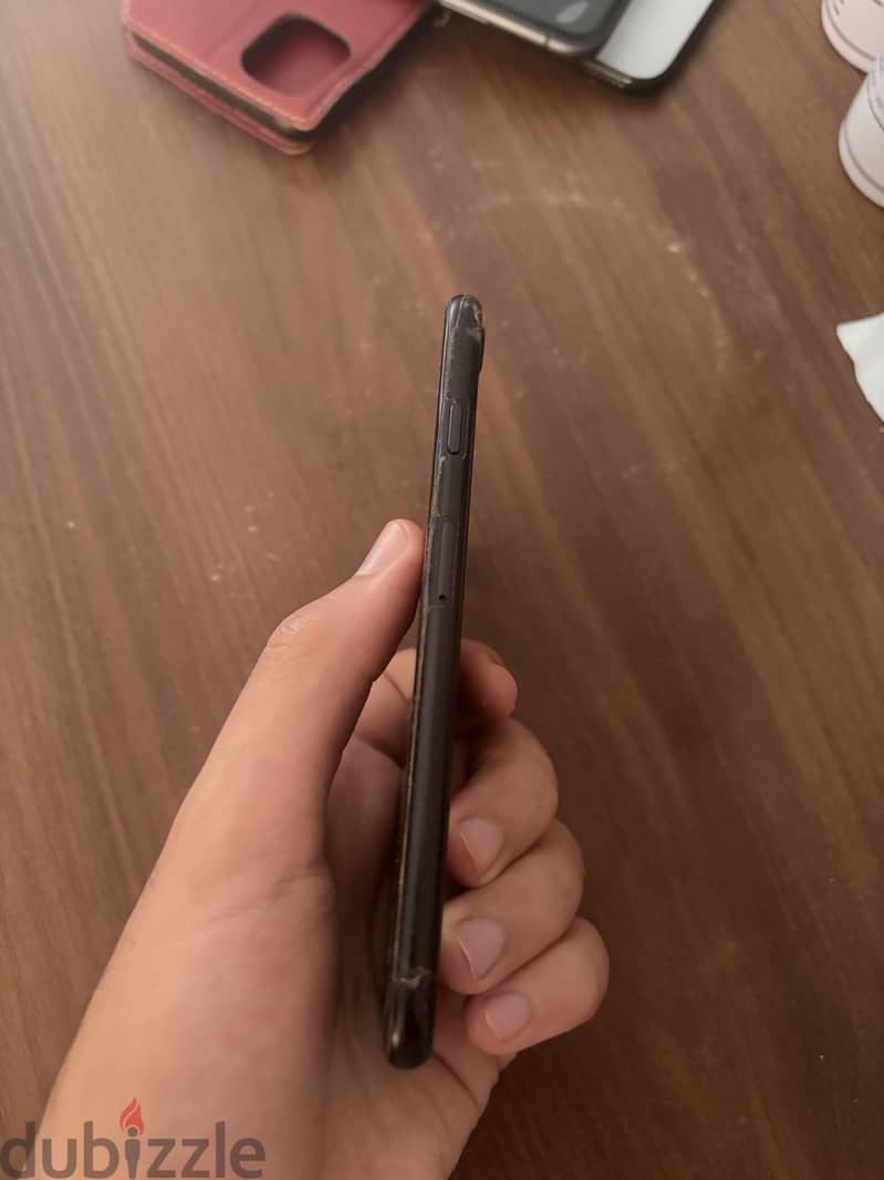 Apple - iPhone 7 3