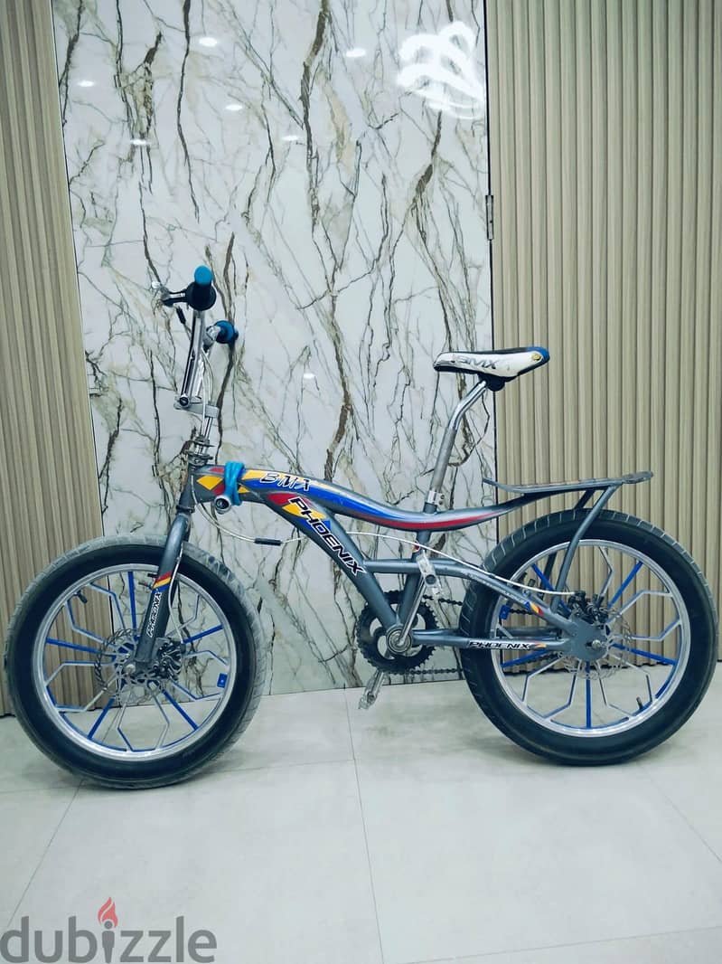 BMX   . 4
