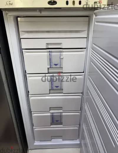 ديب فريزر كريازي نو فروست ٥ درج حالة جيدة جدا