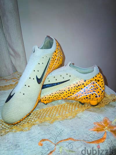 الميركيريال  vapor 16 نايكي تايجر