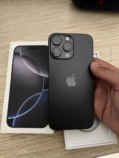 Apple - iPhone 16 Pro Max