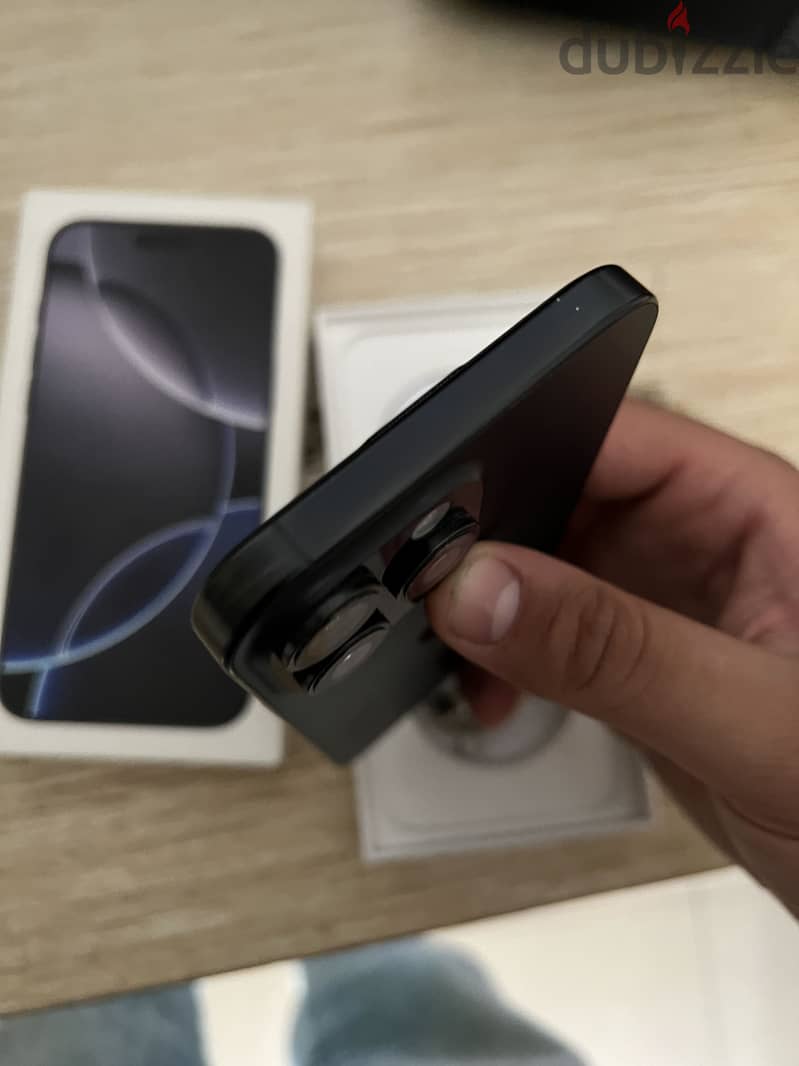 Apple - iPhone 16 Pro Max 2