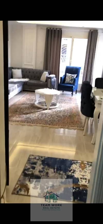 عيش الرفاهية في كمبوند جنة 1. . شقة أرضي بجاردن للبيع أمام "زا جيت" مباشرة!Experience luxury in Jannah 1 Compound. . Ground floor apartment with garden
