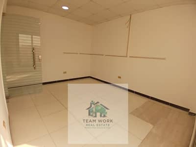 عيادة للايجار الشيخ زايد مكيفة بالكامل موقع مميز القرب من ذا جيت مول Clinic for rent in Sheikh Zayed, fully air-conditioned, prime location near The G