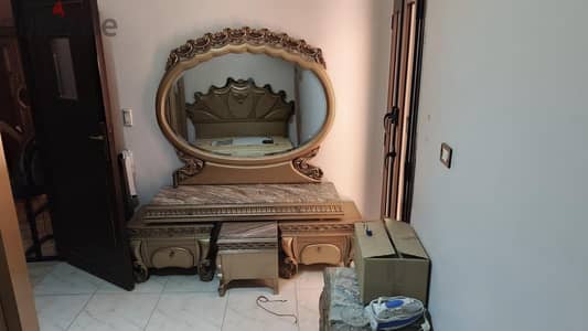 غرفة نوم كلاسيك جديده استعمال خفيف جداً