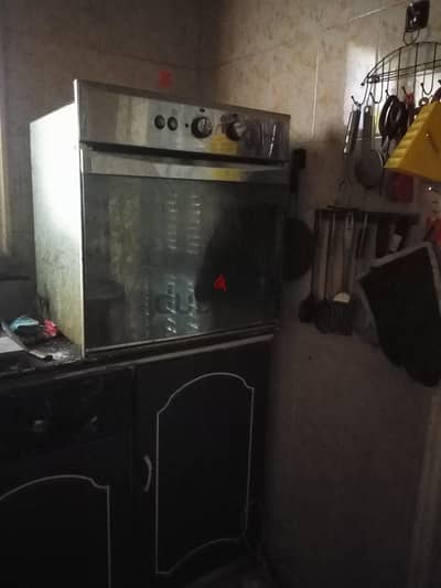 فرن يونيفرسال غاز  استانلس. بلت ان