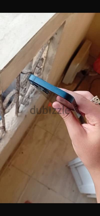 Apple - iPhone 13