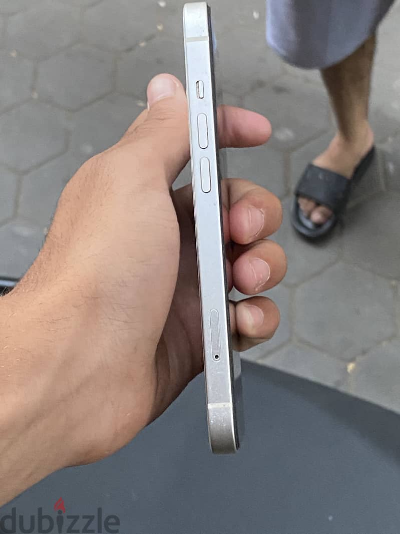 Apple - iPhone 14 2