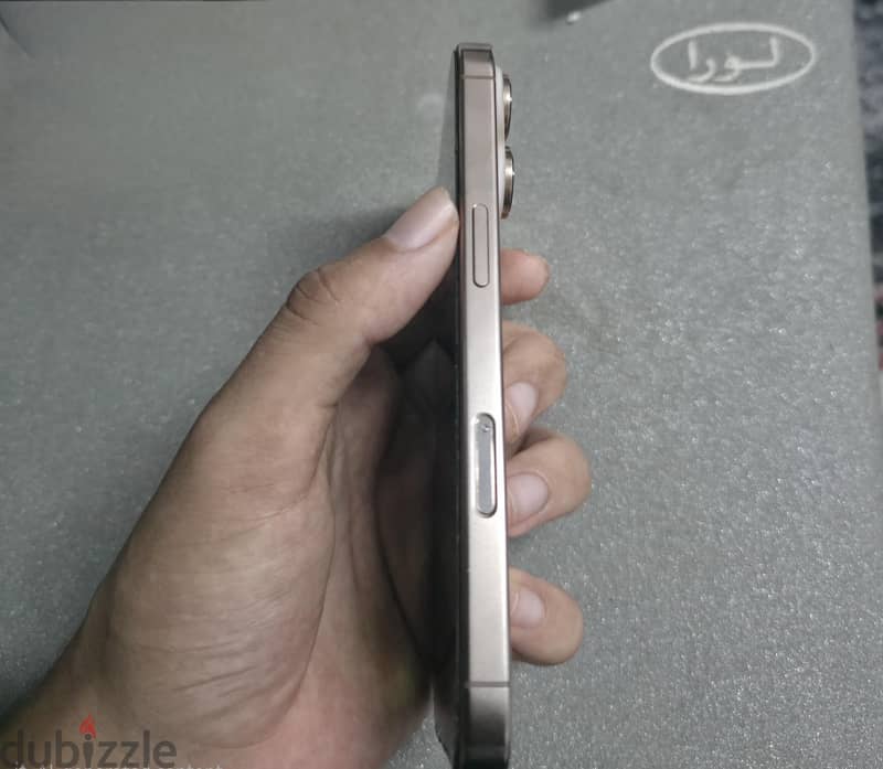 Apple - iPhone 16 Pro 4