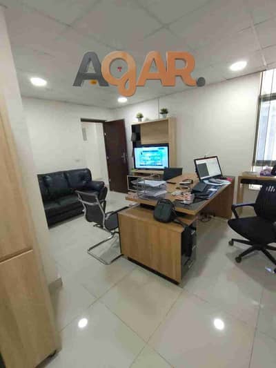 Licensed office 270 sqm with modern air conditioners on a main street