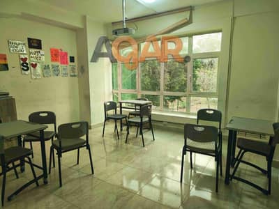 Licensed office with an area of 230m, super luxury finishing, corner on a main street