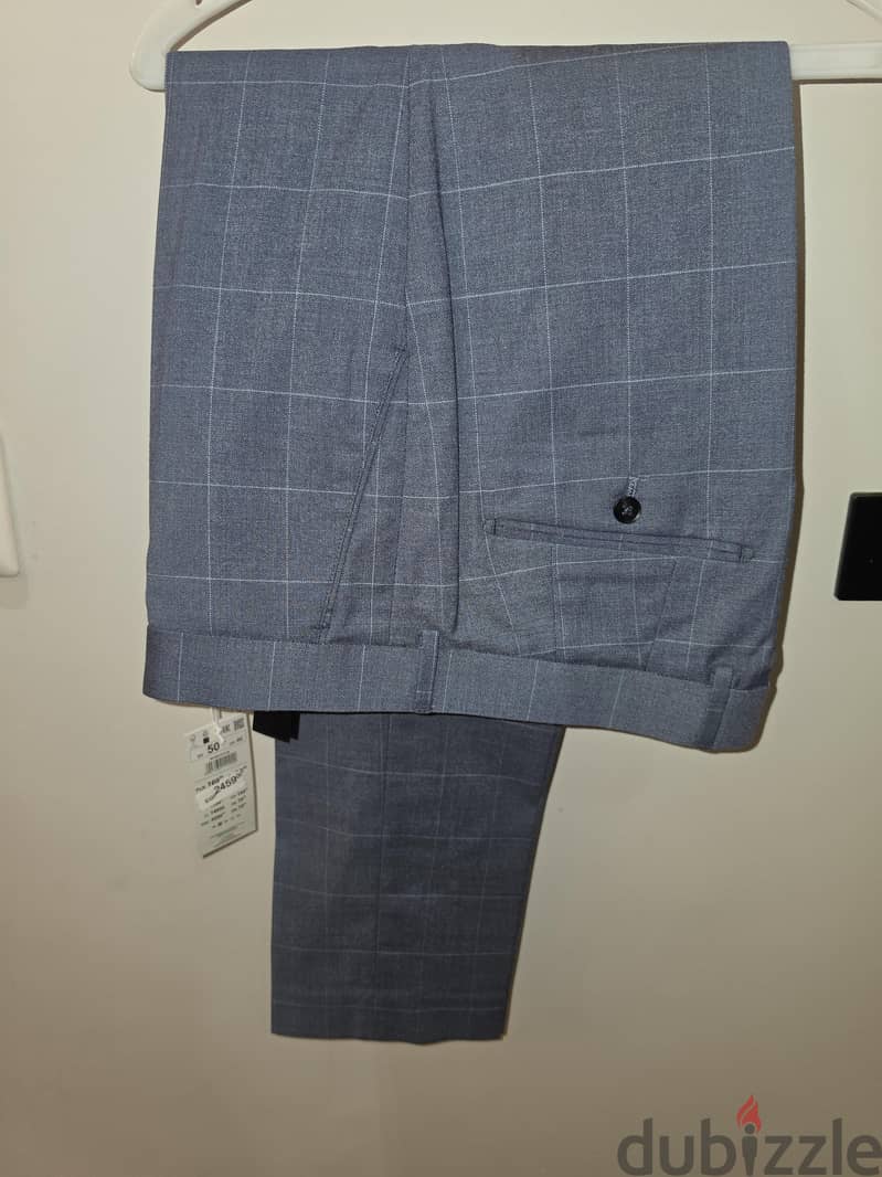 Reserved suit size 50 1