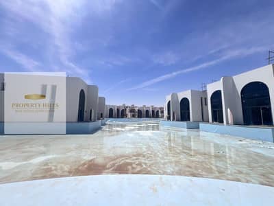 شاليه للبيع في جون سوديك راس الحكمة بتشطيب كامل بالتكيفات جاهز للاستلام دايركت علي اللاجون صف اول  باطلاله مفتوحة  بفيو بانورامي