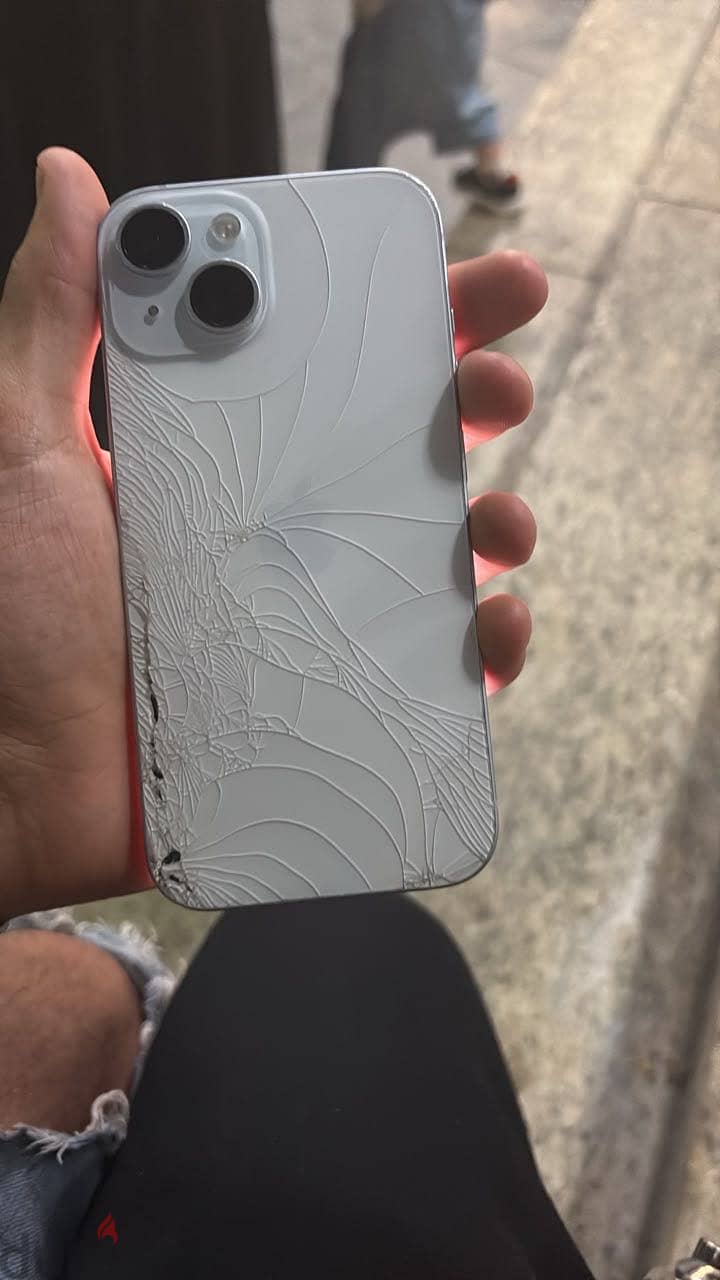 Apple - iPhone 15 2