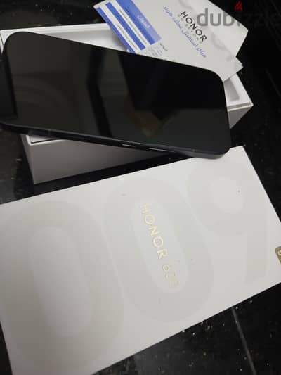 Honor 600 12/256 بحالة الجديد