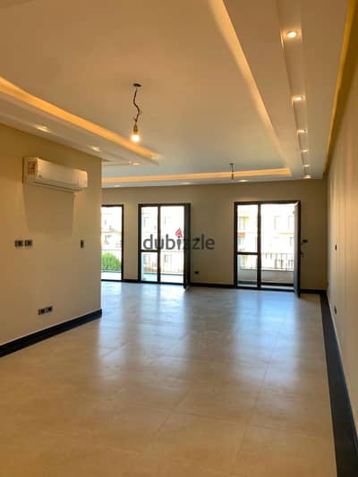 Modern Finshing Penthouse For Rent in Westown Sodic
