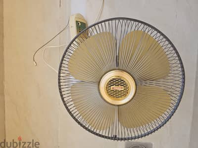 مروحة حائط توشيبا ٣ سرعات