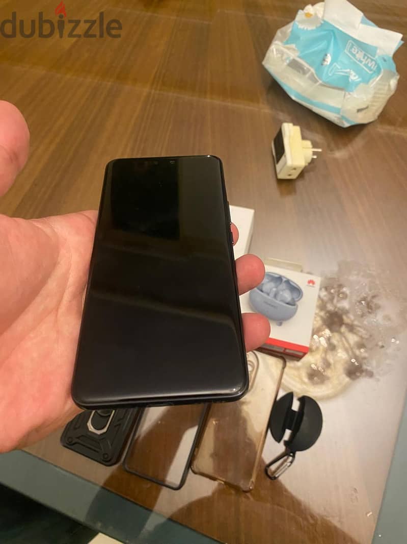 Huawei Nova 13 6