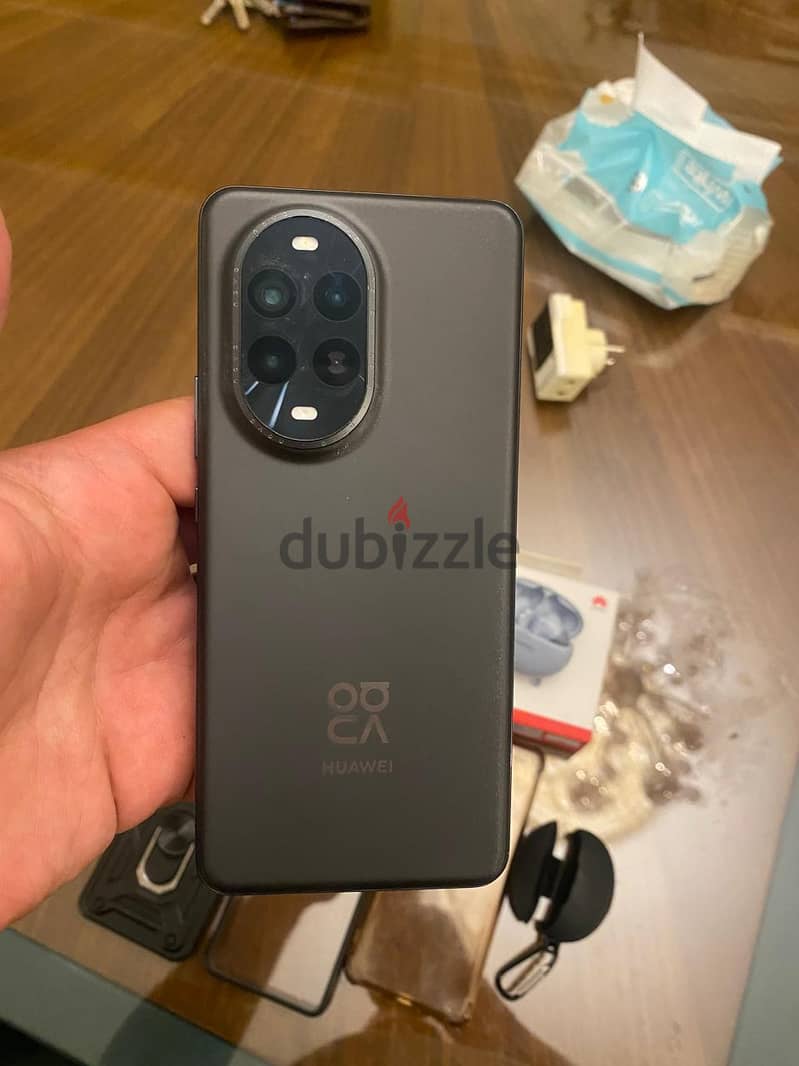 Huawei Nova 13 12