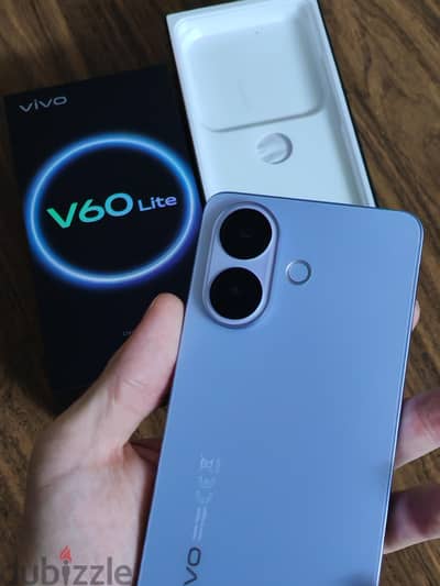 فيفو V60