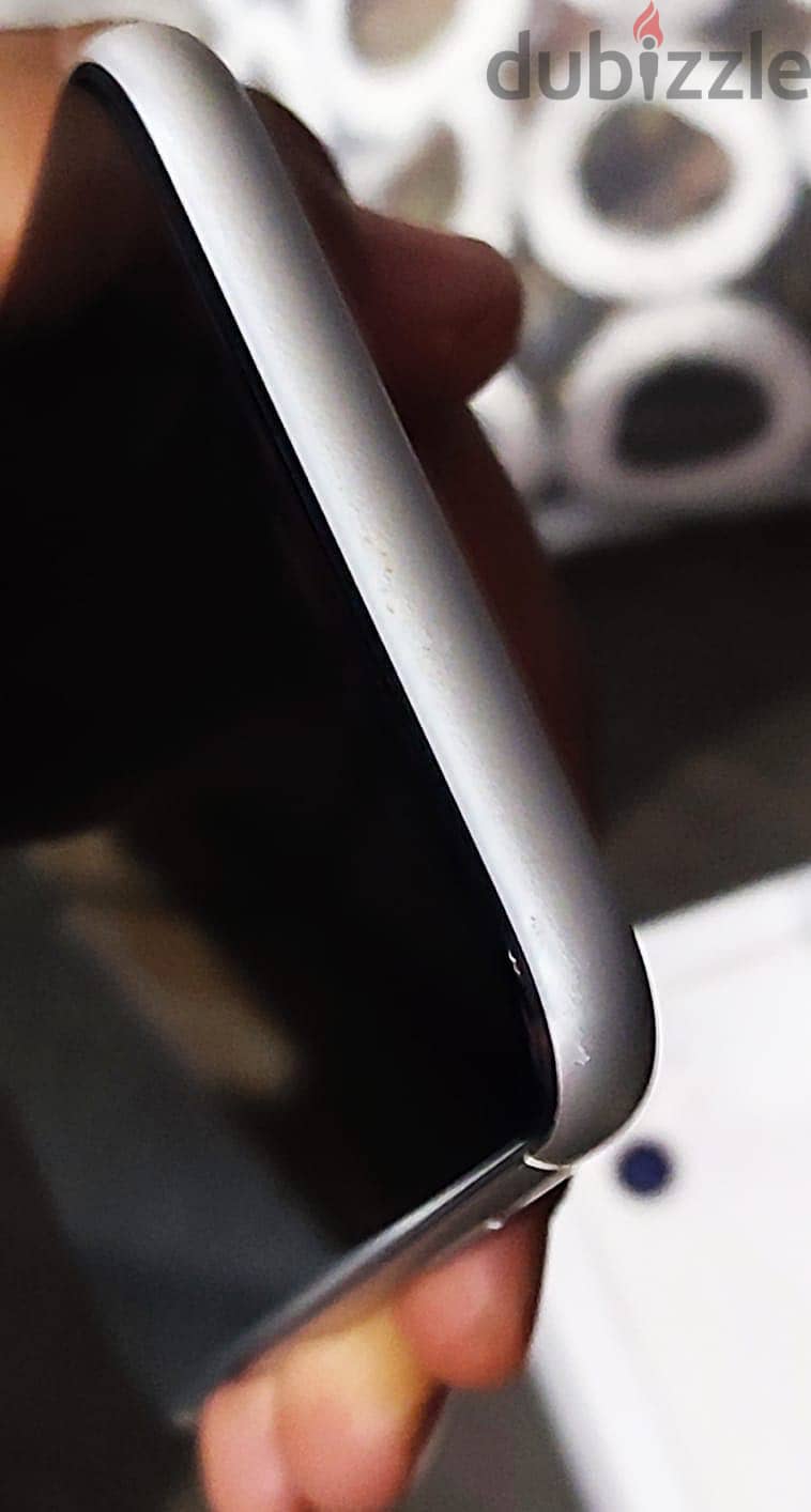 Apple - iPhone 11 10